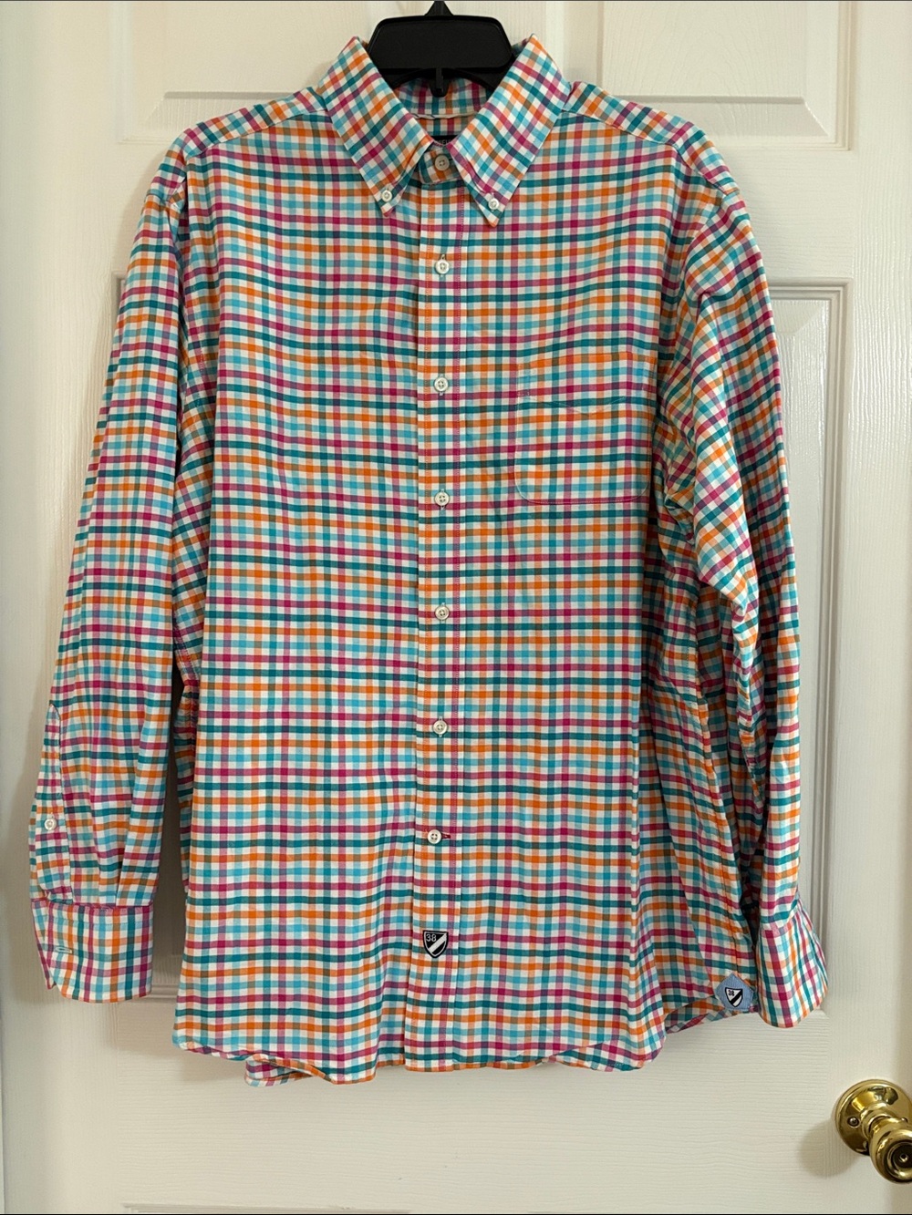 CREMIEUX Classics Plaid Button Down Shirt. Large Like New